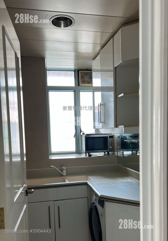 The Victoria Towers #3904443 Rental Property Detail Page - Widok 5