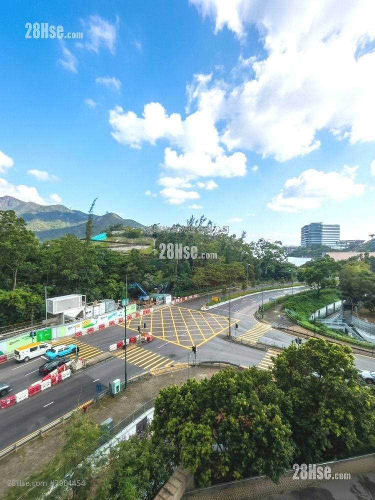 Tung Chung Crescent Rental 3 Bedrooms , 2 Bathrooms 813 ft²