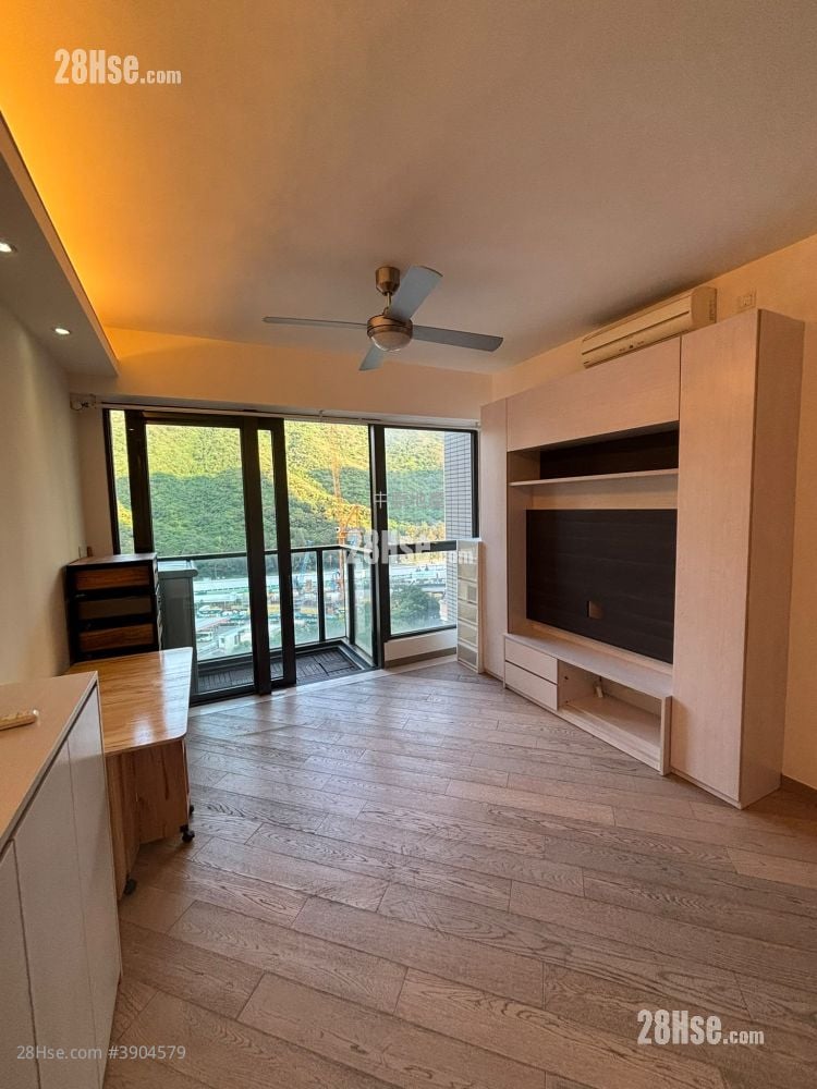 The Visionary Rental 3 Bedrooms , 2 Bathrooms 945 ft²