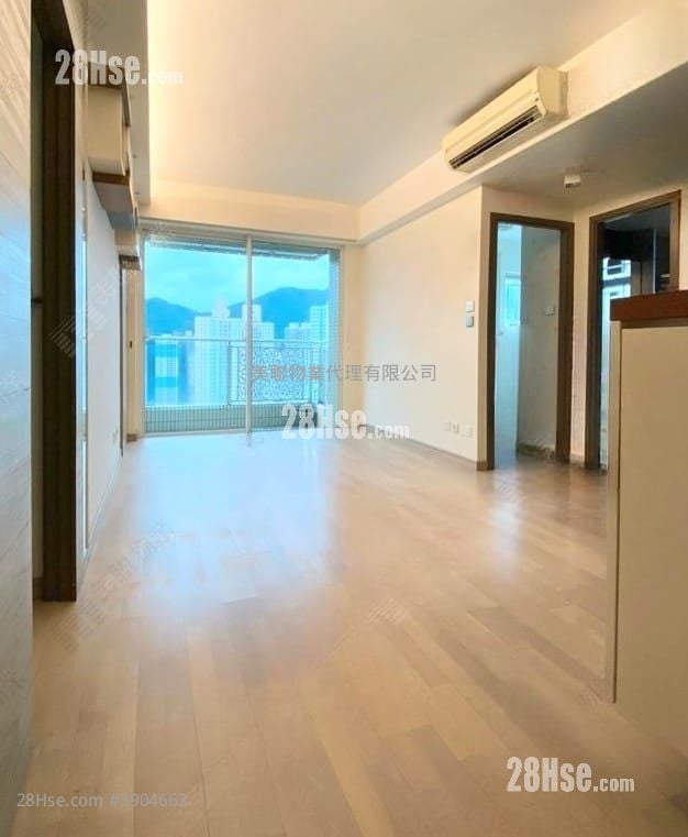 The Sparkle Sell 2 Bedrooms , 1 Bathroom 515 ft²