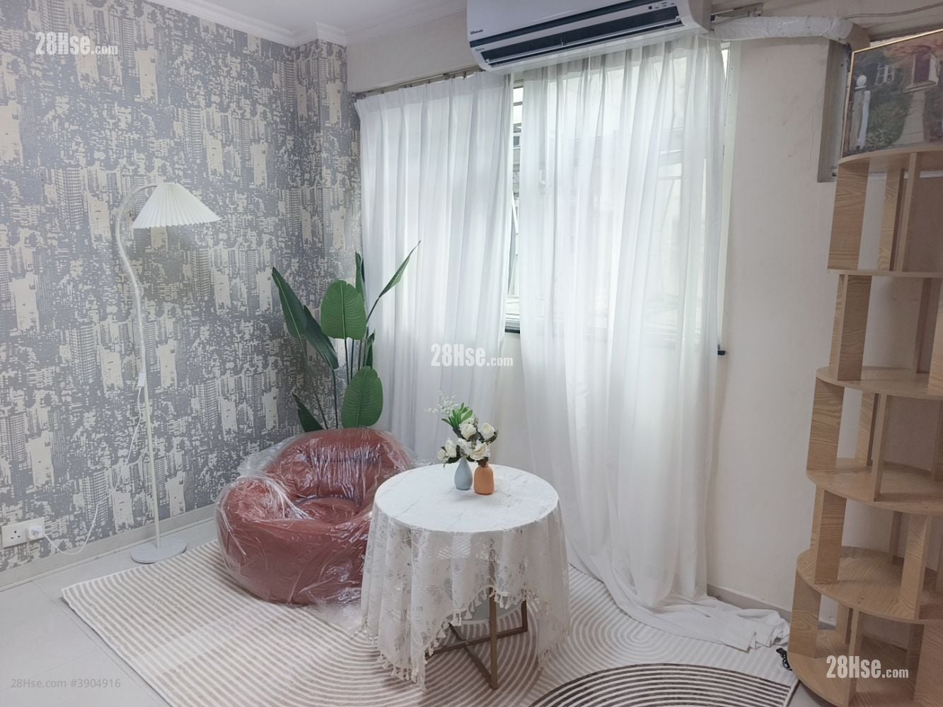 Wyler Gardens #3904916 Rental Property Detail Page - Widok 2