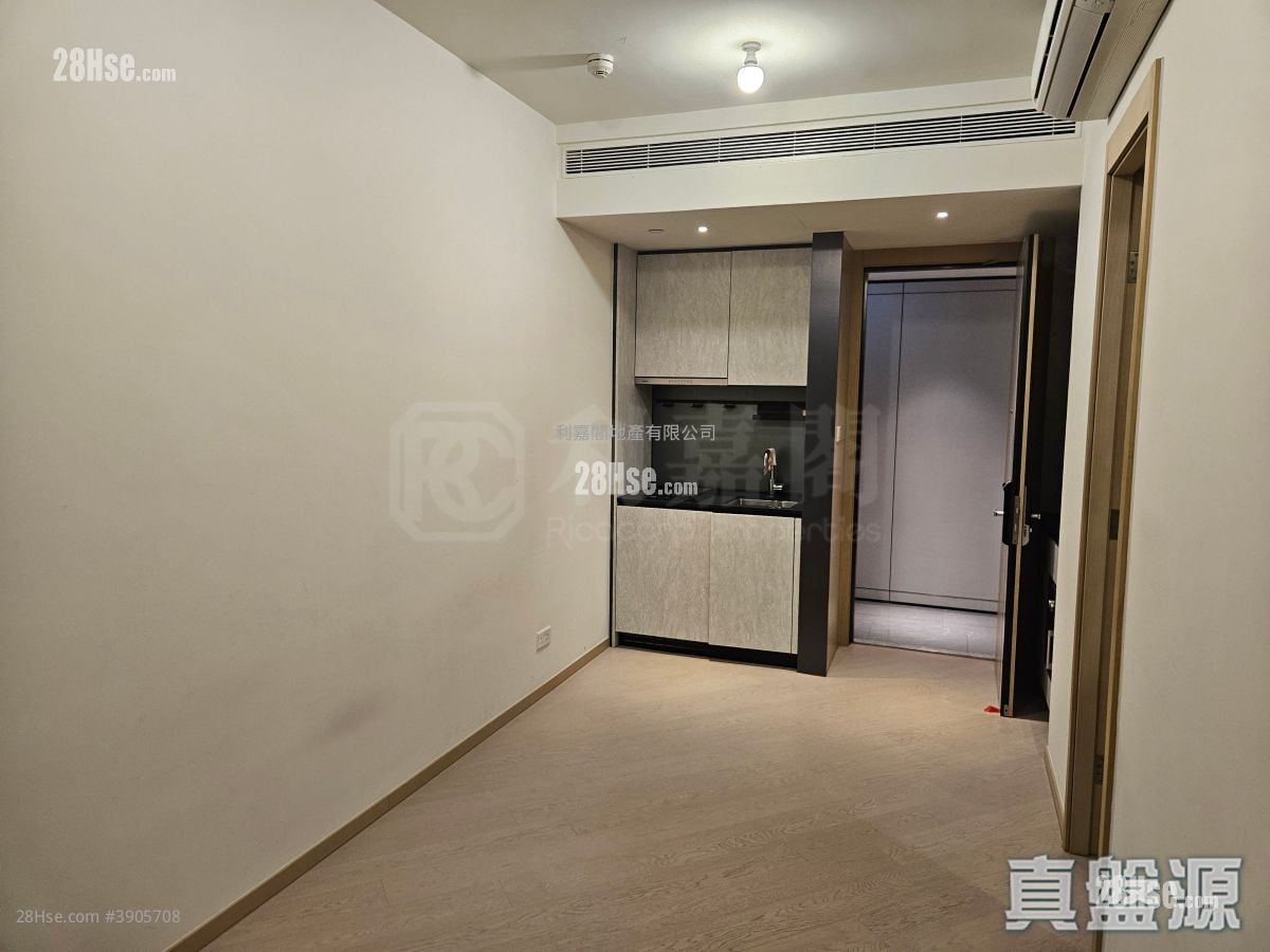 One Victoria #3905708 Rental Property Detail Page - Ansicht 2