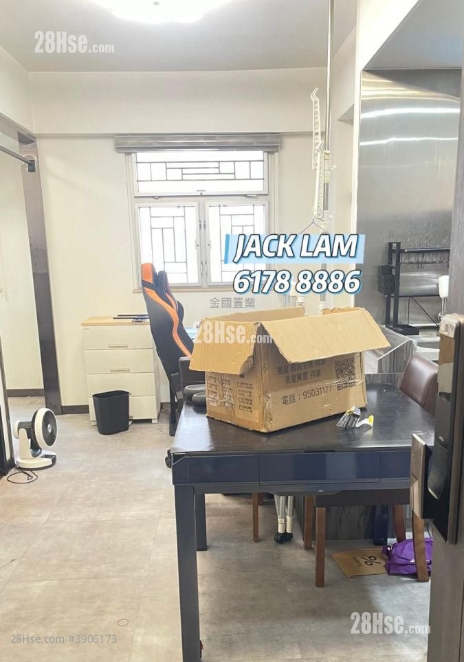 Kam Po Building #3906173 Rental Property Detail Page - Aanzicht 3