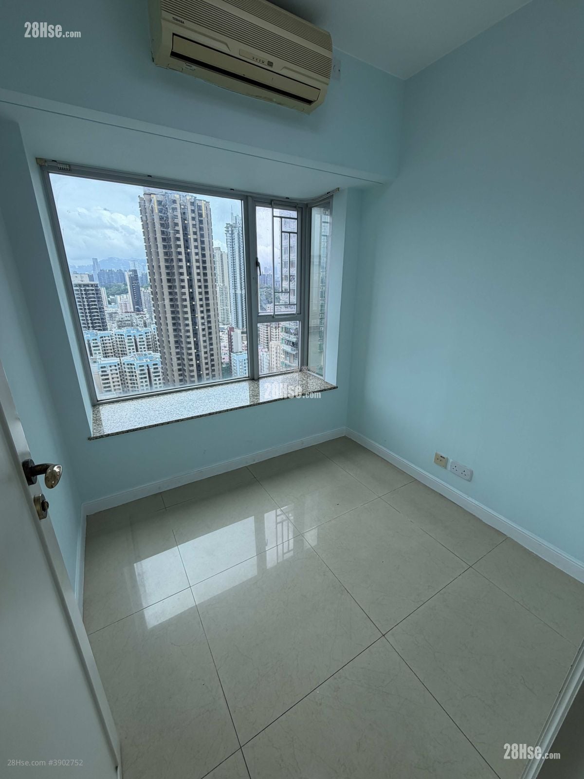 Sky Tower #3902752 Rental Property Detail Page - Vista 4