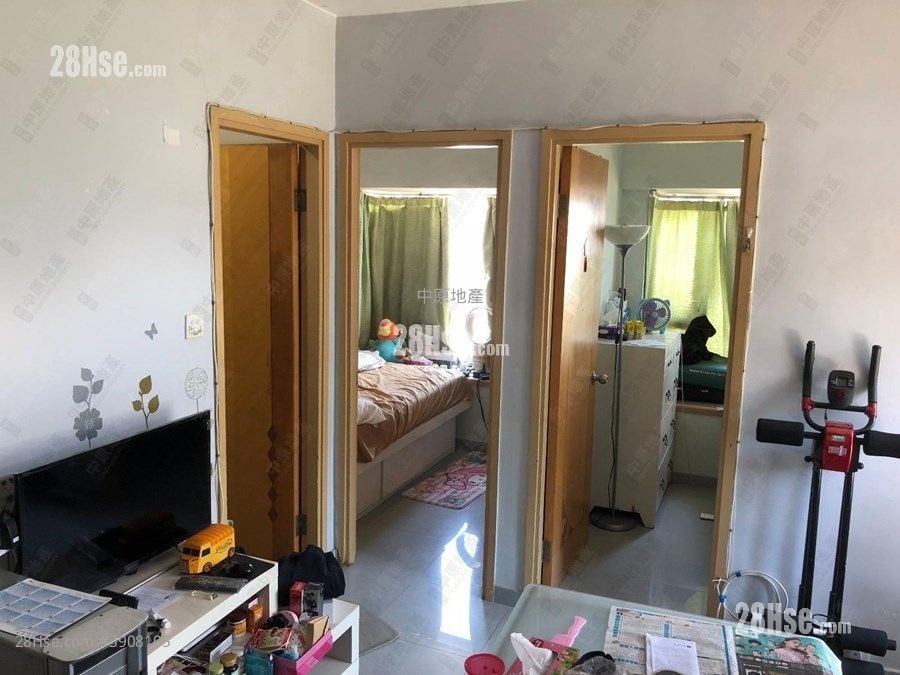 Tuen Mun Town Plaza Sell 2 Bedrooms 351 ft²