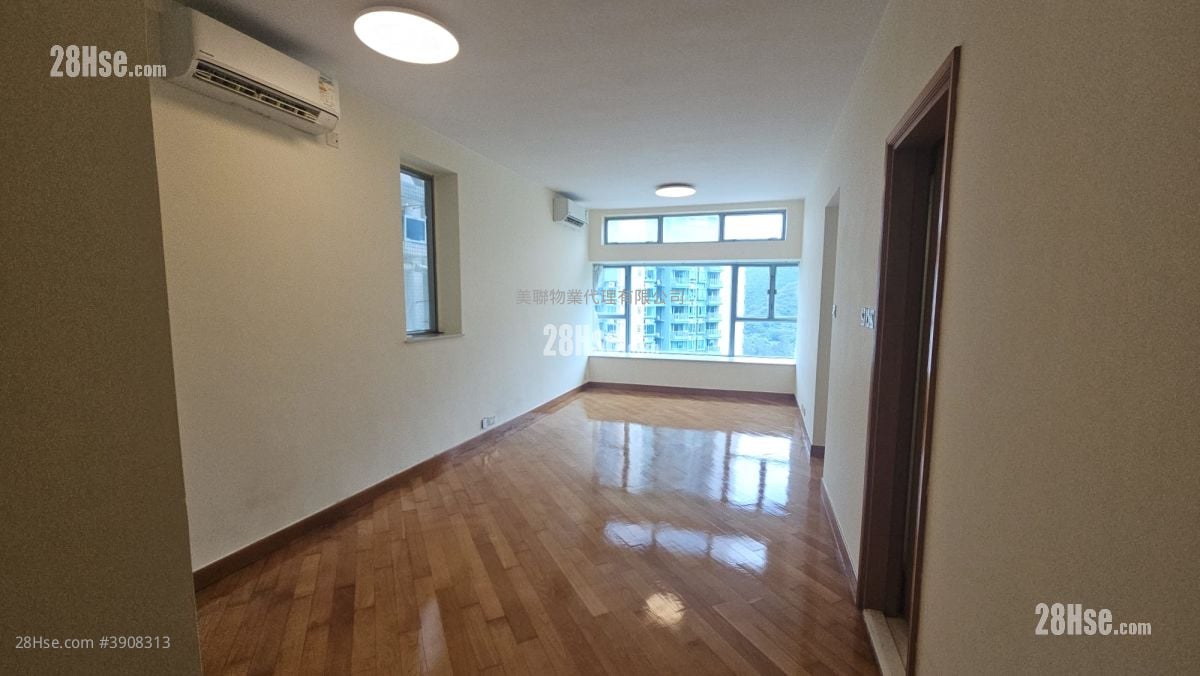 Coastal Skyline Sell 3 Bedrooms 694 ft²