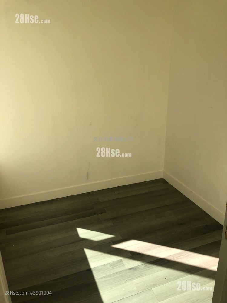 Queen's Terrace #3901004 Rental Property Detail Page - Widok 4