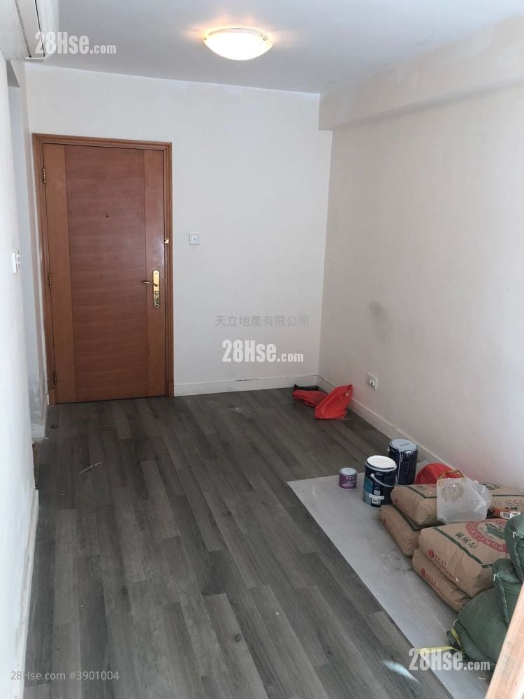 Queen's Terrace #3901004 Rental Property Detail Page - Widok 2