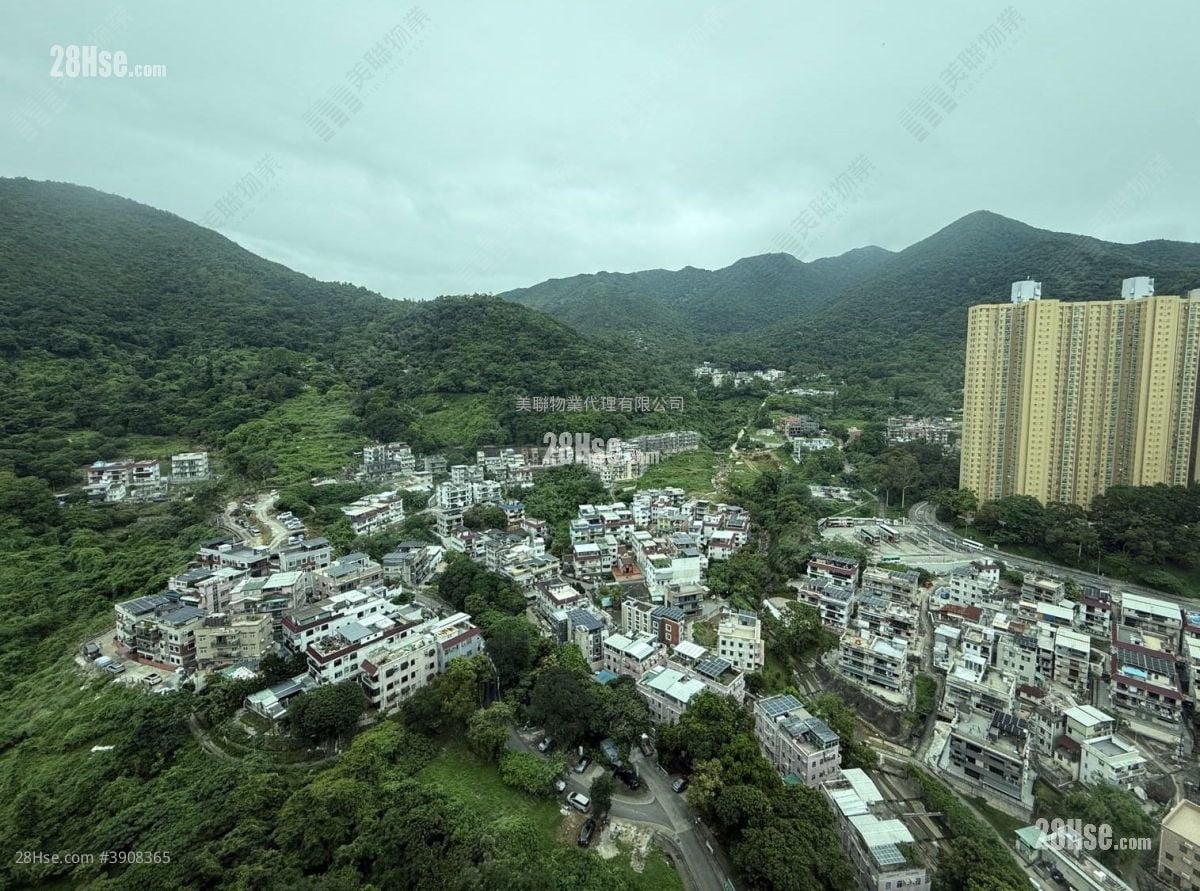 Castello Sell 2 Bedrooms , 1 Bathroom 547 ft²