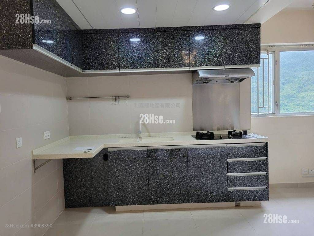 Mayfair Gardens #3908390 For Sale Property Detail Page – pohled 2