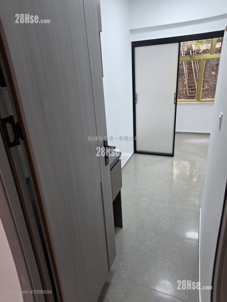 Universal Mansion #3908604 Rental Property Detail Page – pohled 2