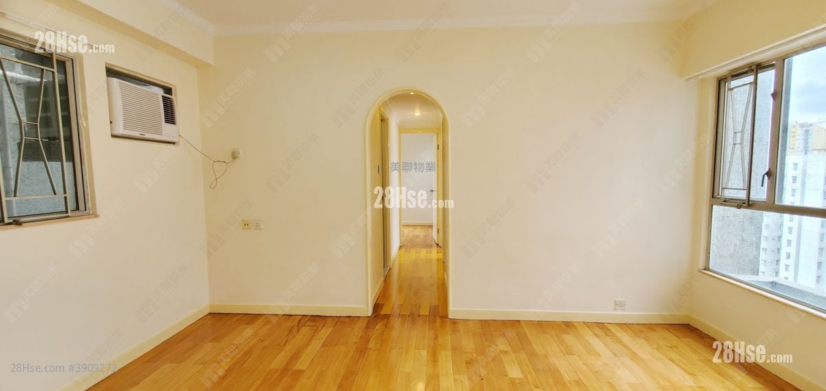 Sheungshui Town Center Sell 3 Bedrooms , 1 Bathroom 454 ft²