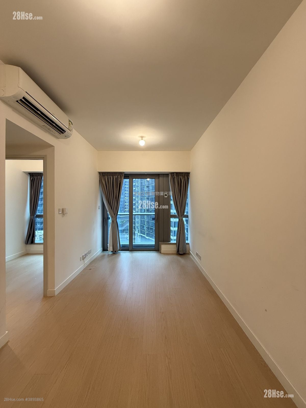 Monaco #3893865 Rental Property Detail Page - Aanzicht 2
