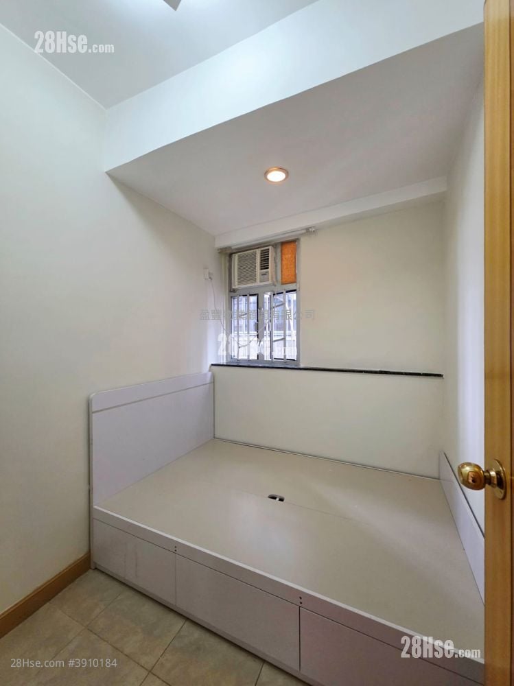 City Centre Building #3910184 Rental Property Detail Page - Vista 5