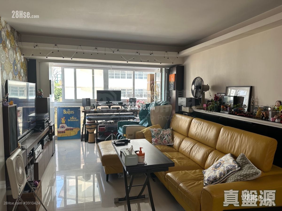 Cheerbond Court #3910424 For Sale Property Detail Page - Vista 3