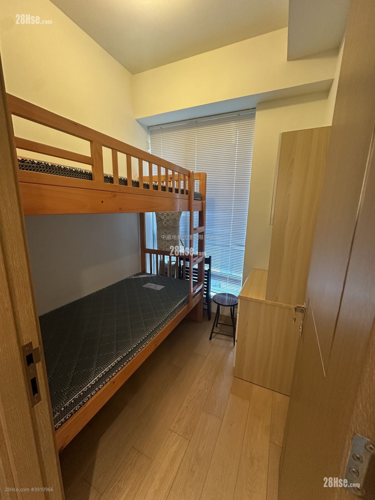 One Homantin #3910966 Rental Property Detail Page - Ansicht 5