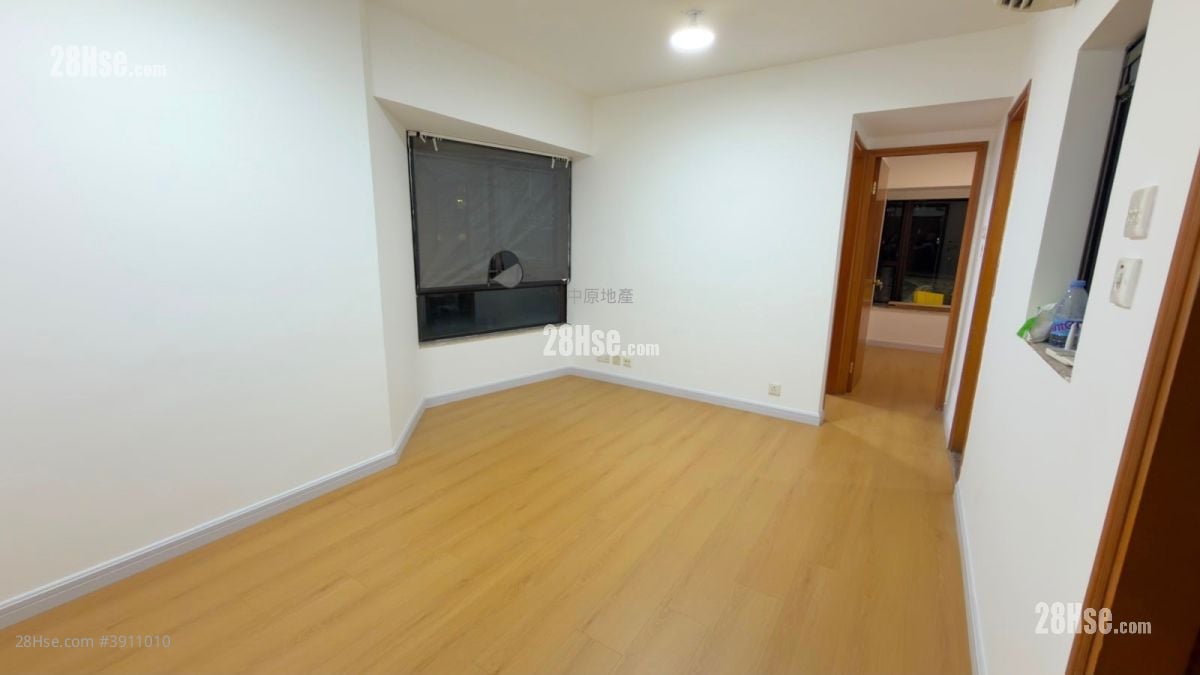 Prima Villa Sell 2 Bedrooms , 1 Bathroom 401 ft²