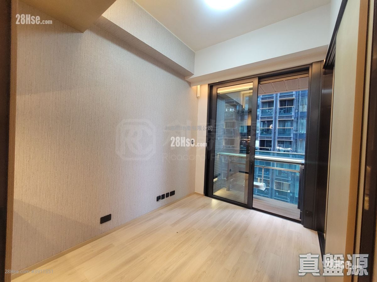 The Quinn Square Mile #3911551 Rental Property Detail Page - Bild 3