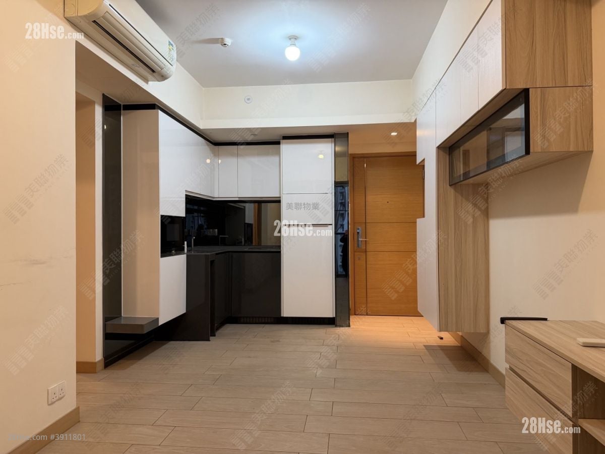 Century Link Sell 2 Bedrooms 484 ft²