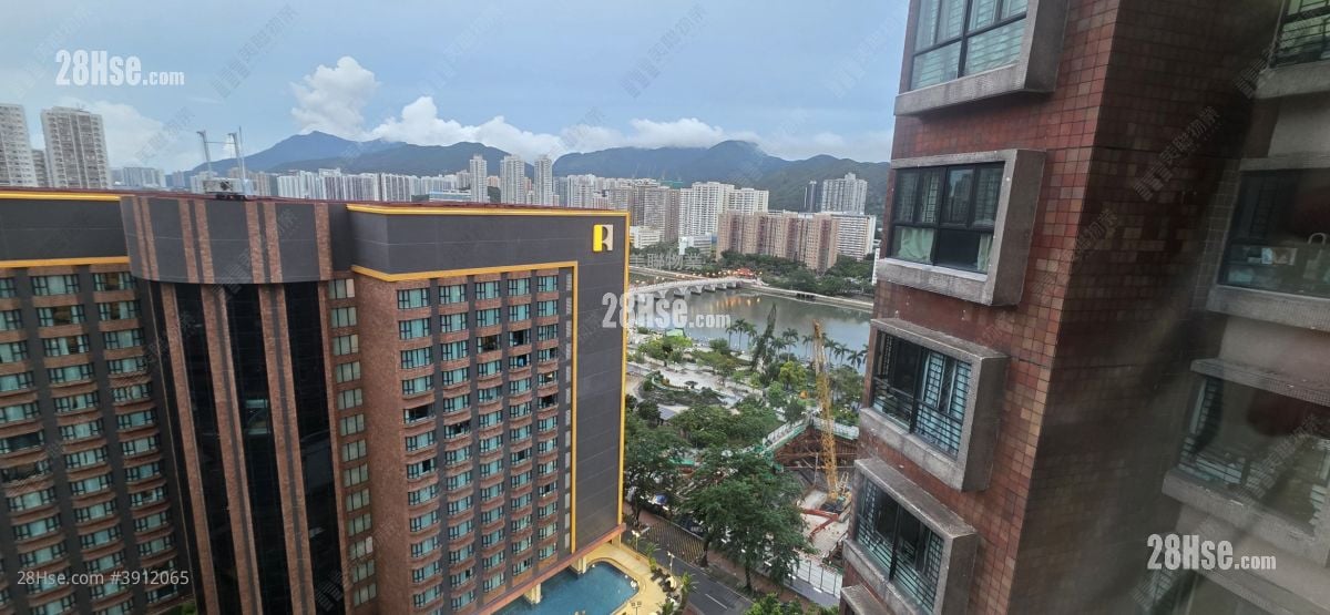 New Town Plaza Sell 3 Bedrooms , 2 Bathrooms 733 ft²