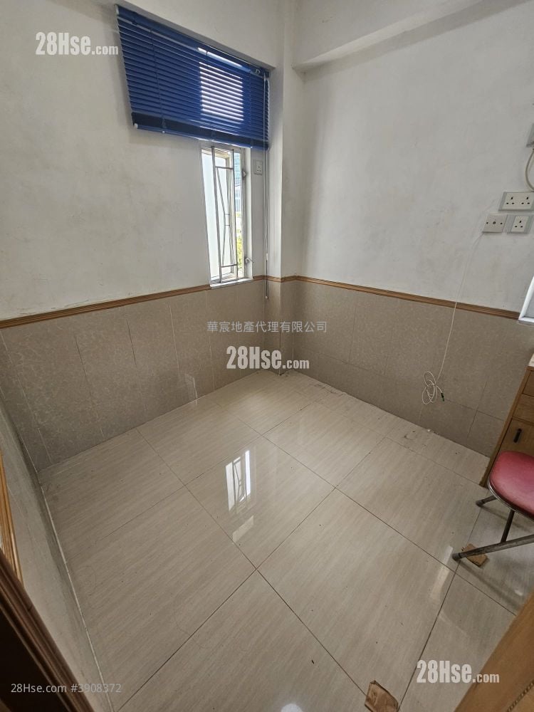 Tak Tai Building #3908372 Rental Property Detail Page - Widok 2