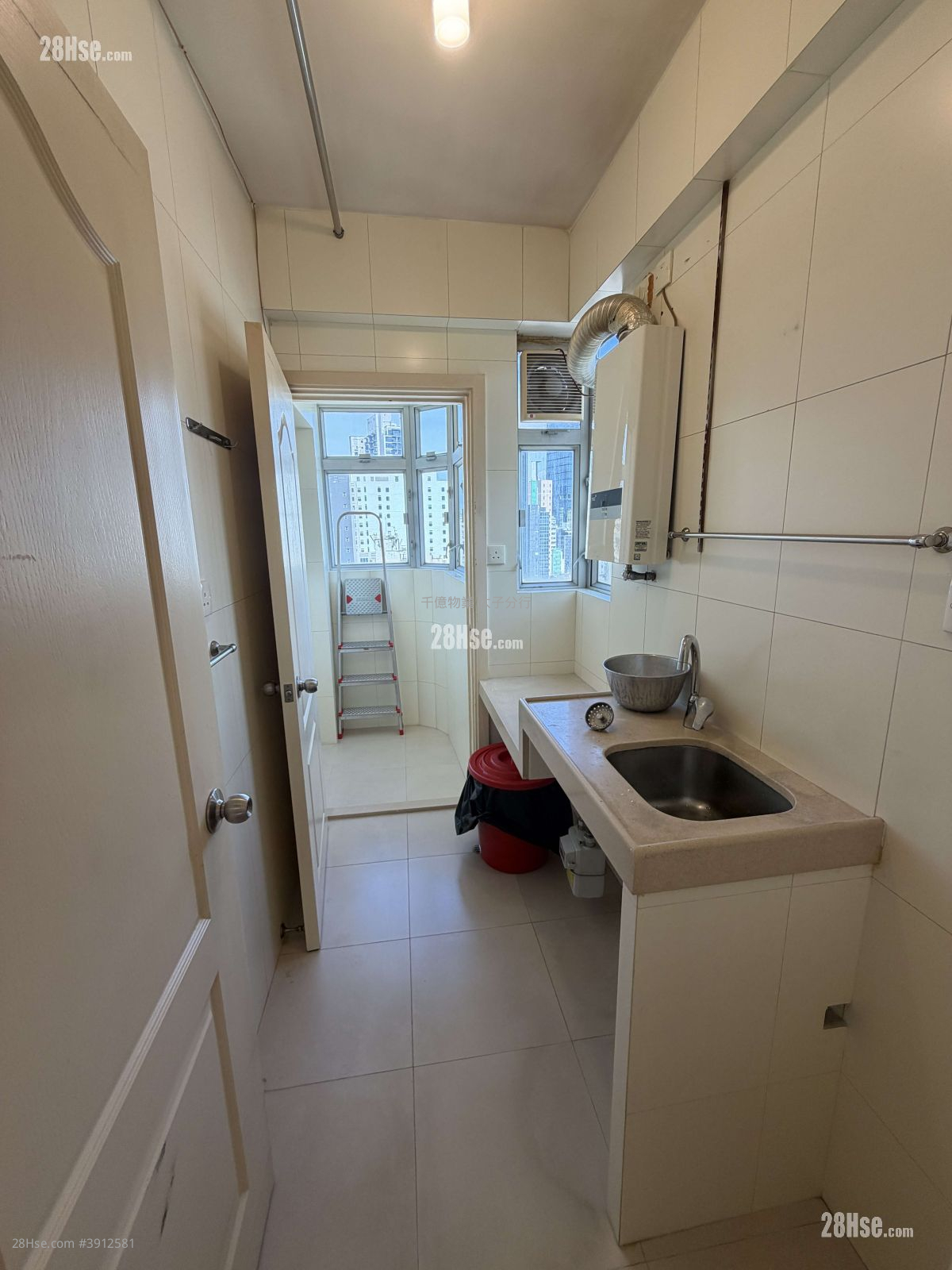 Sun Wah Building #3912581 For Sale Property Detail Page - Vista 6