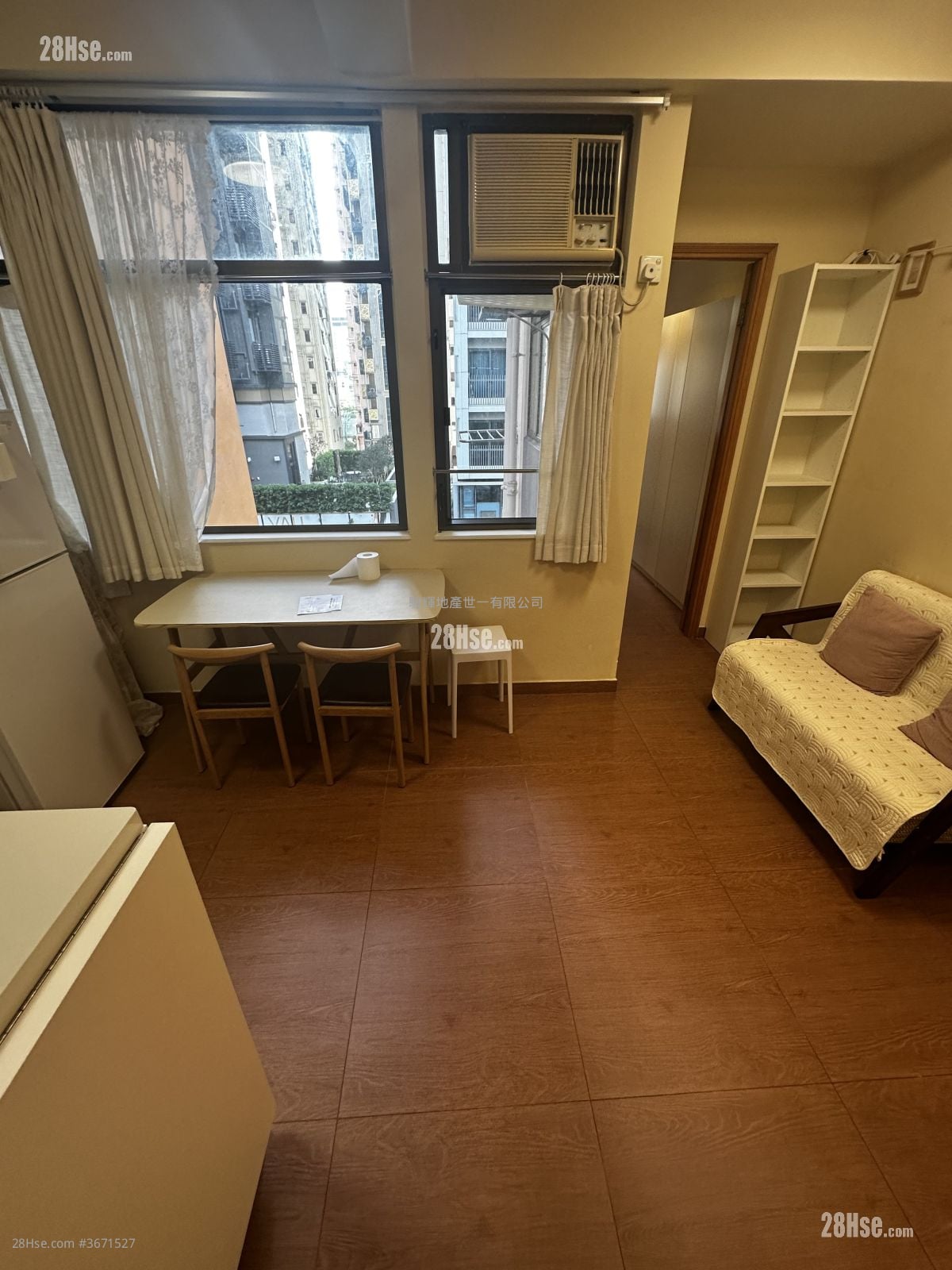 Kam Bit Building #3671527 For Sale Property Detail Page – pohled 3