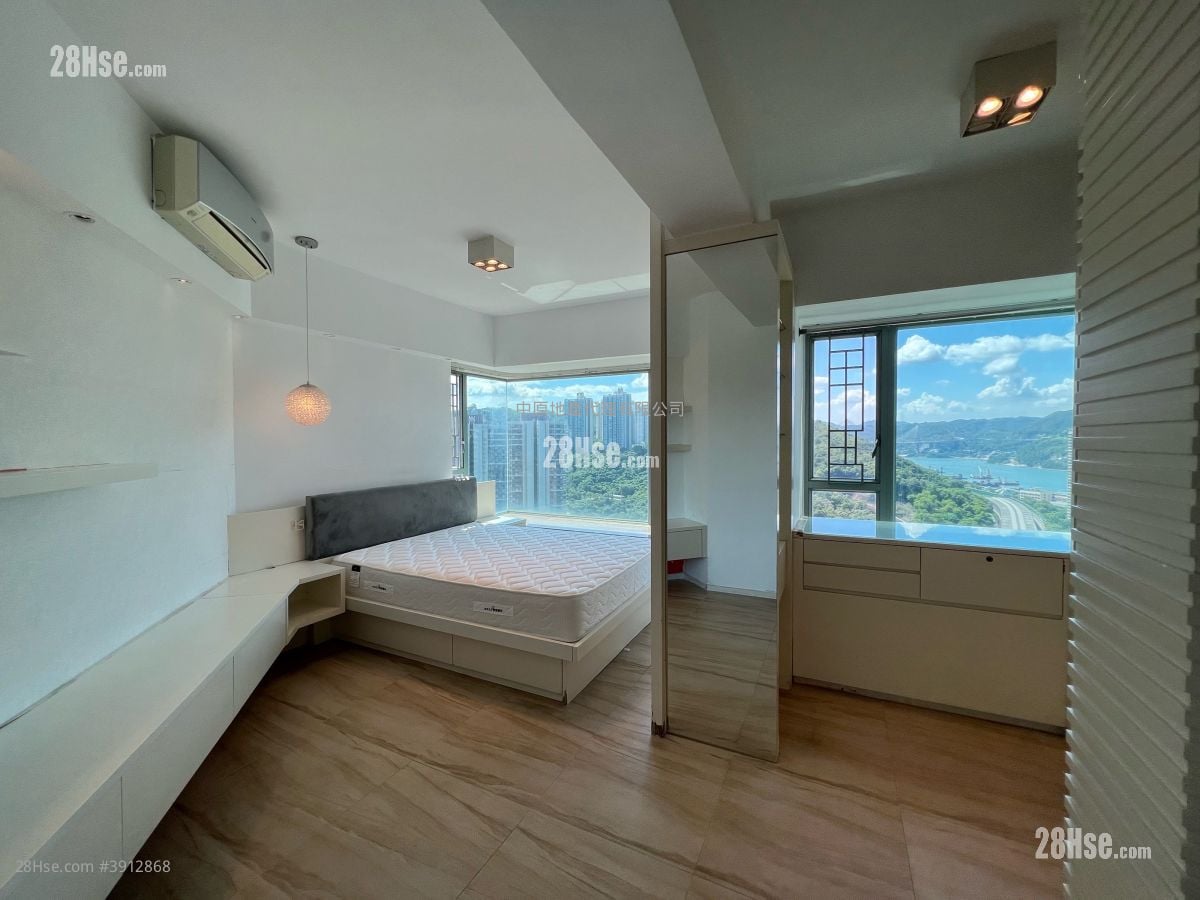 Tierra Verde Sell 4 Bedrooms , 2 Bathrooms 675 ft²