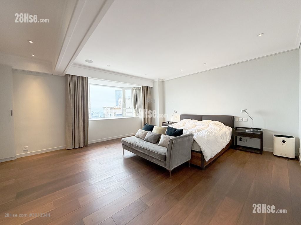 Estoril Court #3913344 For Sale Property Detail Page - Widok 3