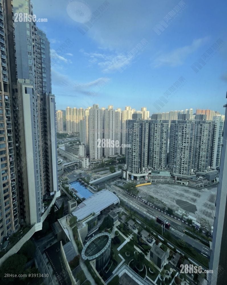 The Wings Sell 3 Bedrooms , 2 Bathrooms 709 ft²