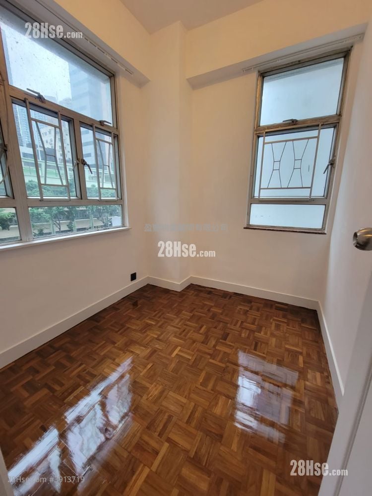 Eastman Court #3913719 For Sale Property Detail Page – pohled 3
