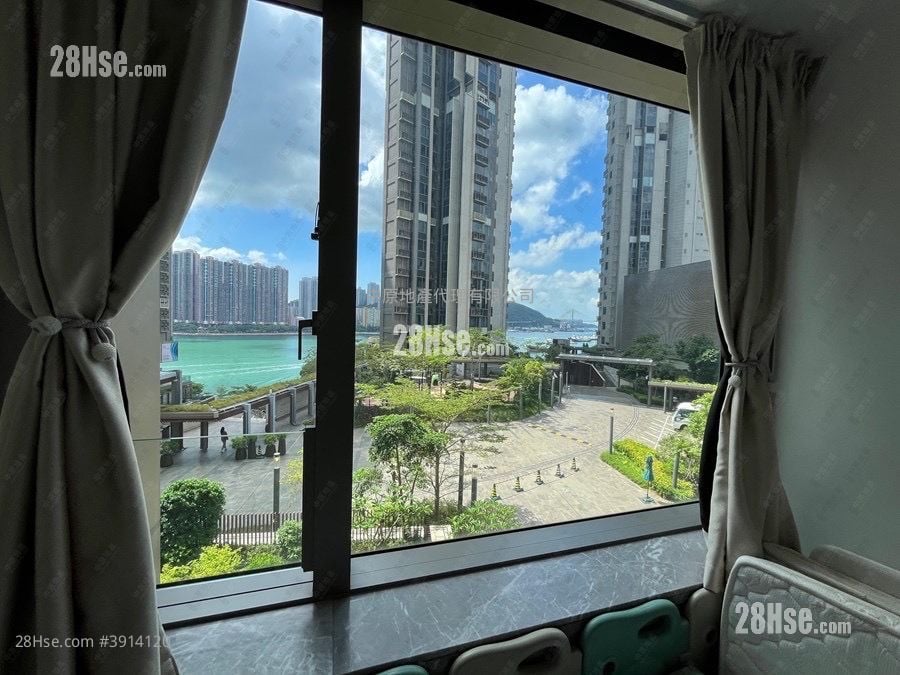 Ocean Pride Sell 3 Bedrooms , 2 Bathrooms 773 ft²