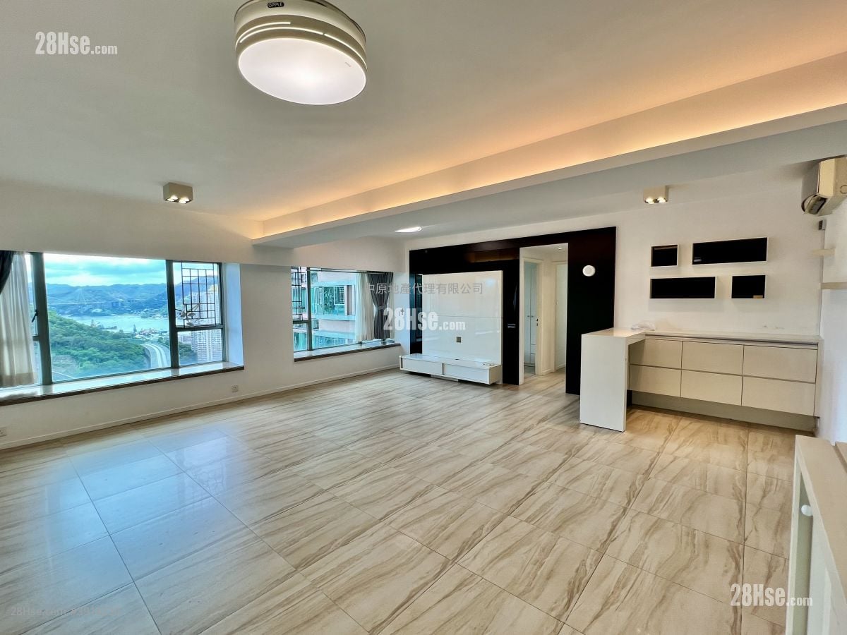 Tierra Verde Sell 4 Bedrooms , 3 Bathrooms 675 ft²