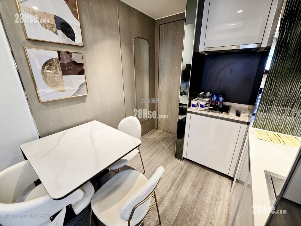 The Queens #3914270 Rental Property Detail Page - Vista 4