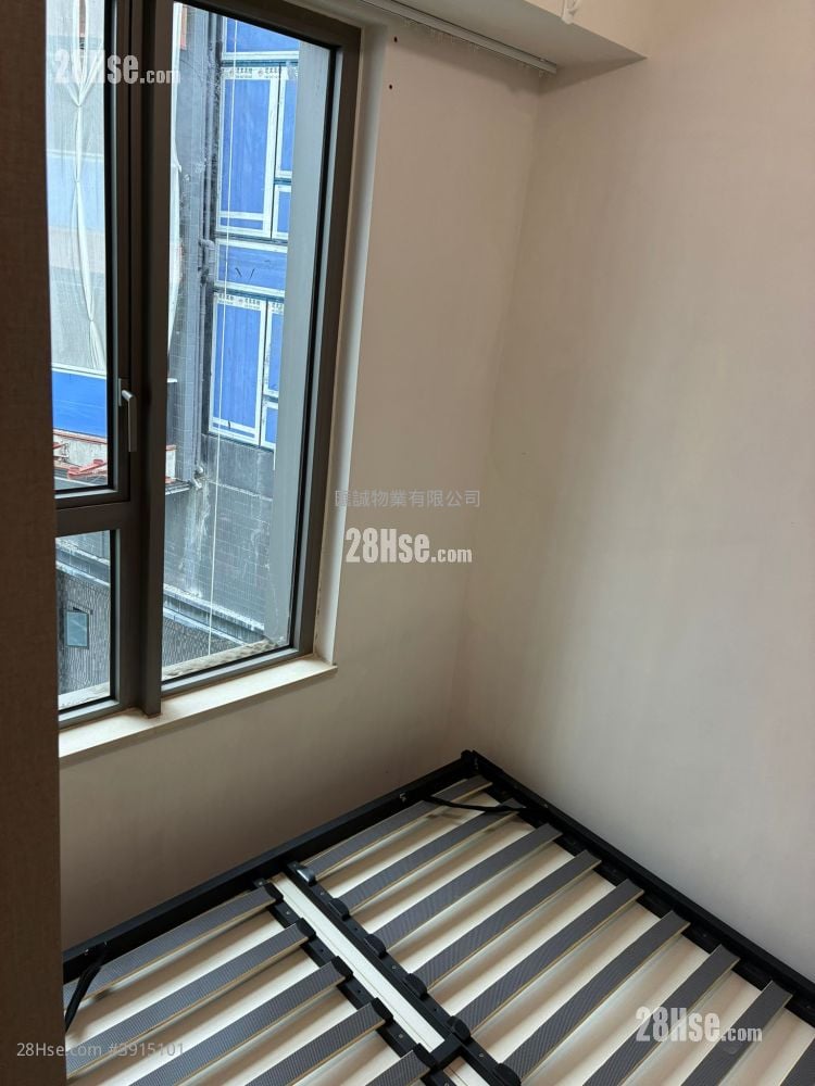 Upper East #3915101 Rental Property Detail Page - View 4