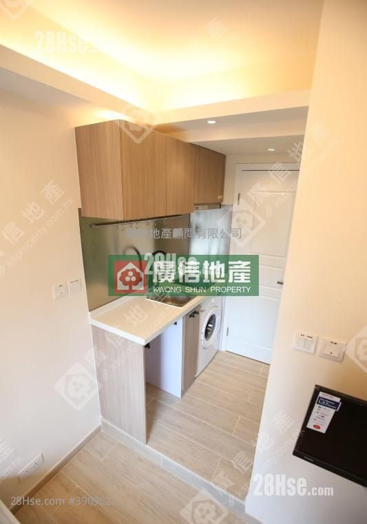 Golden Plaza #3909622 Rental Property Detail Page - Ansicht 6