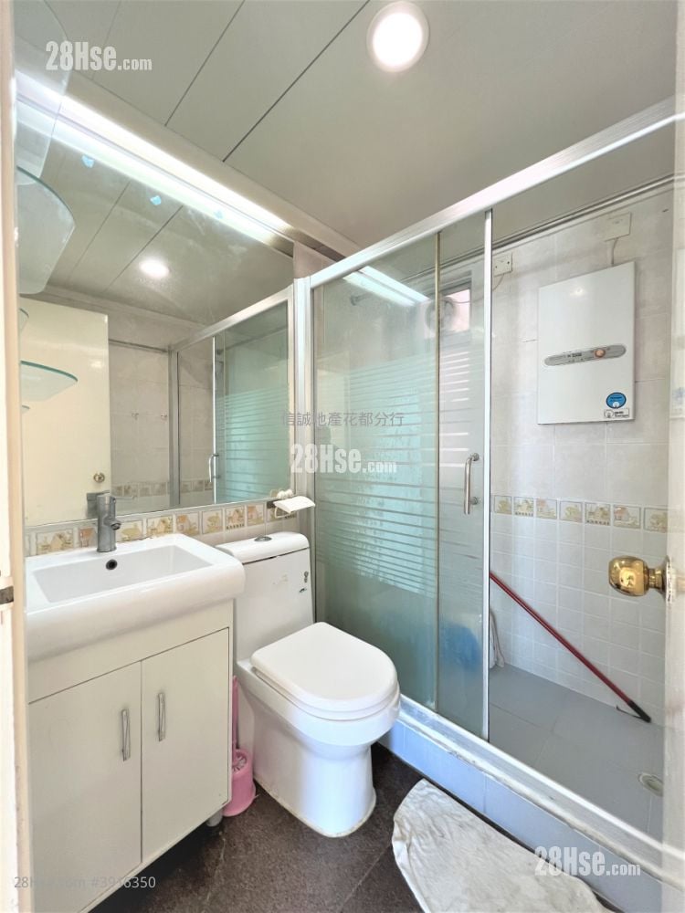Flora Plaza #3916350 Rental Property Detail Page - Vista 5