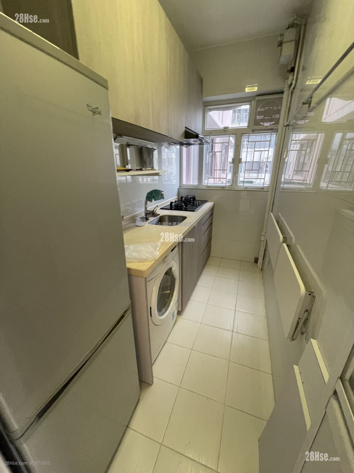 Pine Tree Building #3871855 Rental Property Detail Page - Mehr