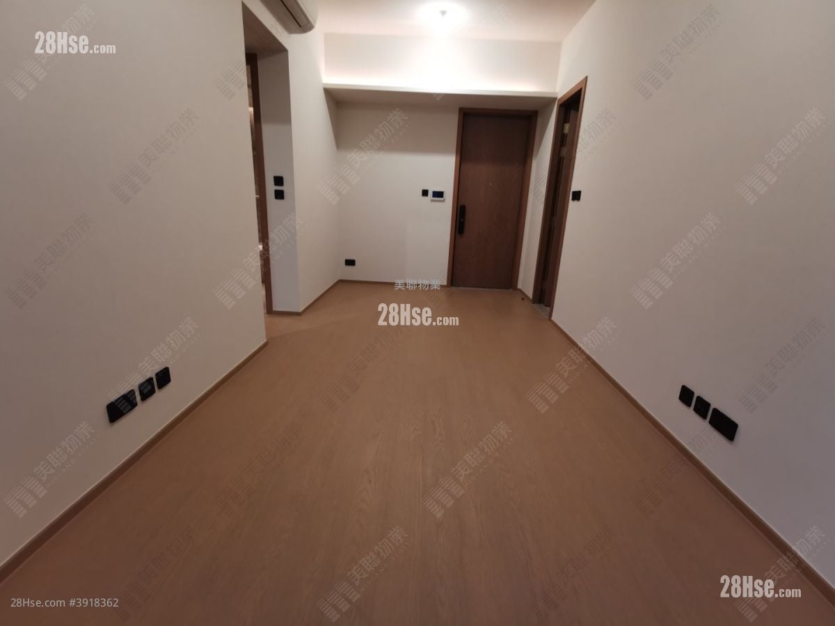 In One #3918362 Rental Property Detail Page - Vista 2