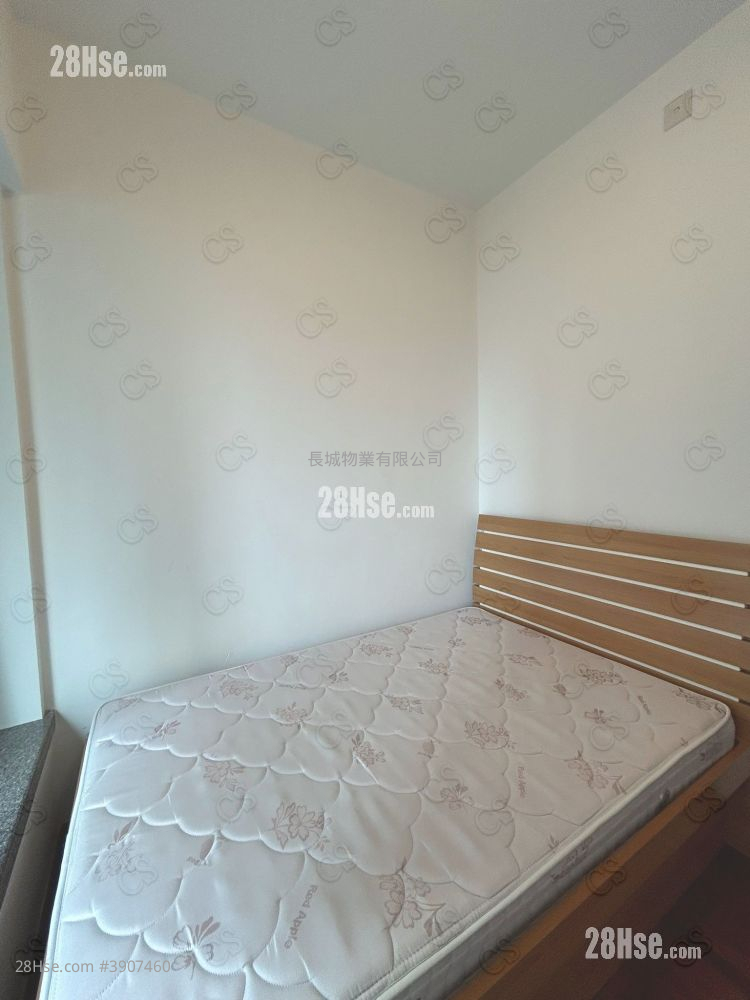 Royal Terrace #3907460 Rental Property Detail Page - Aanzicht 4