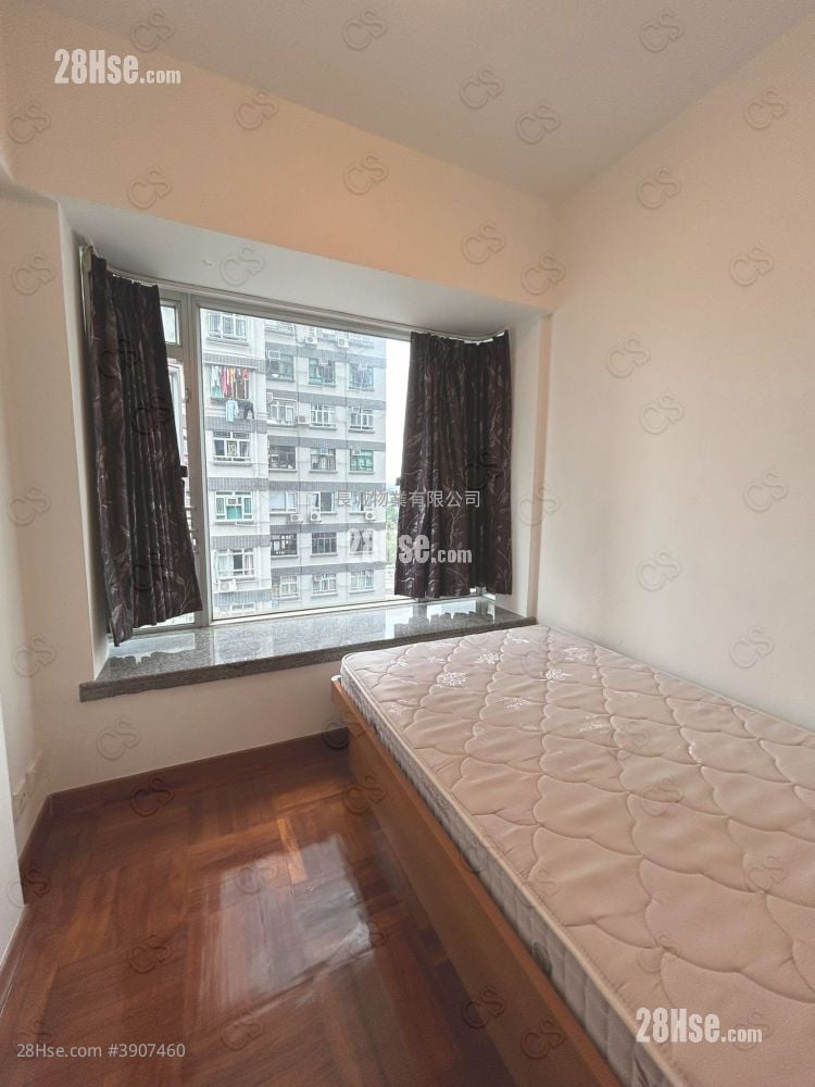 Royal Terrace #3907460 Rental Property Detail Page - Aanzicht 5