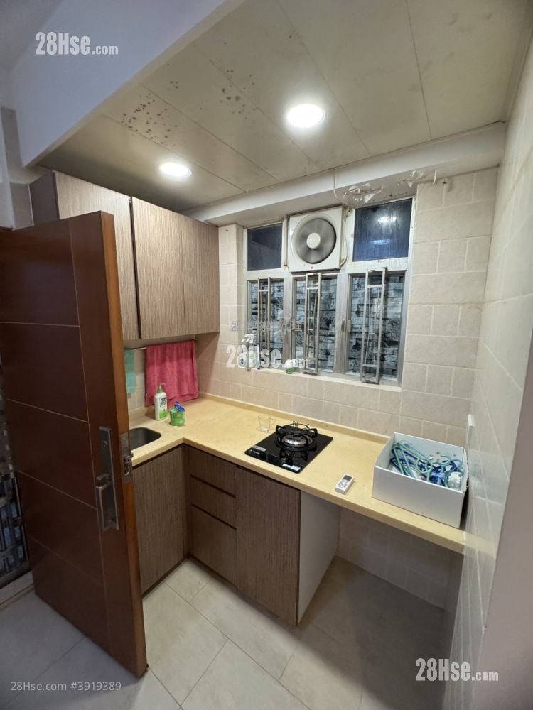 Kin Yip Building #3919389 Rental Property Detail Page - Vue 4