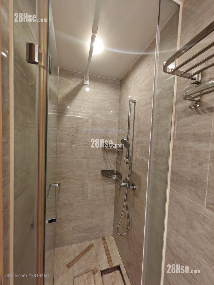 Upper East #3919460 Rental Property Detail Page - Altro