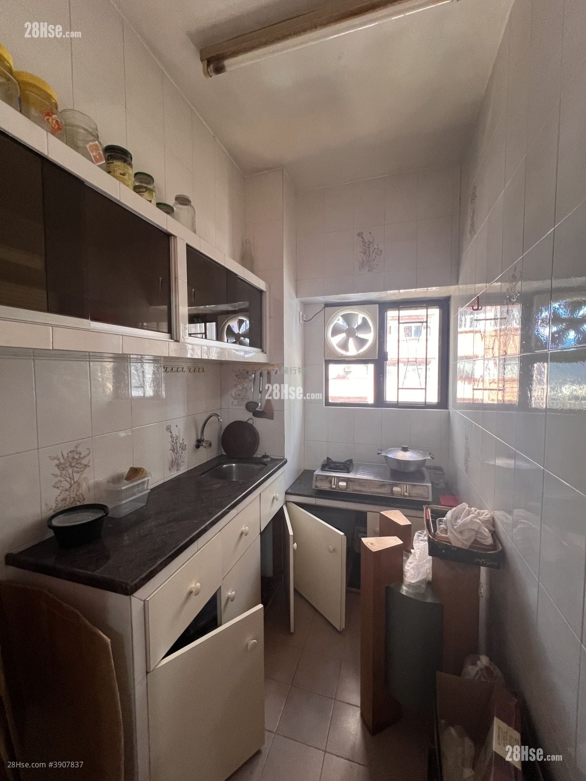 Shung Ling Building #3907837 Rental Property Detail Page - Widok 2