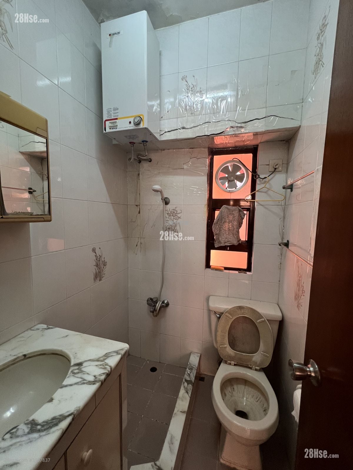 Shung Ling Building #3907837 Rental Property Detail Page - Widok 3