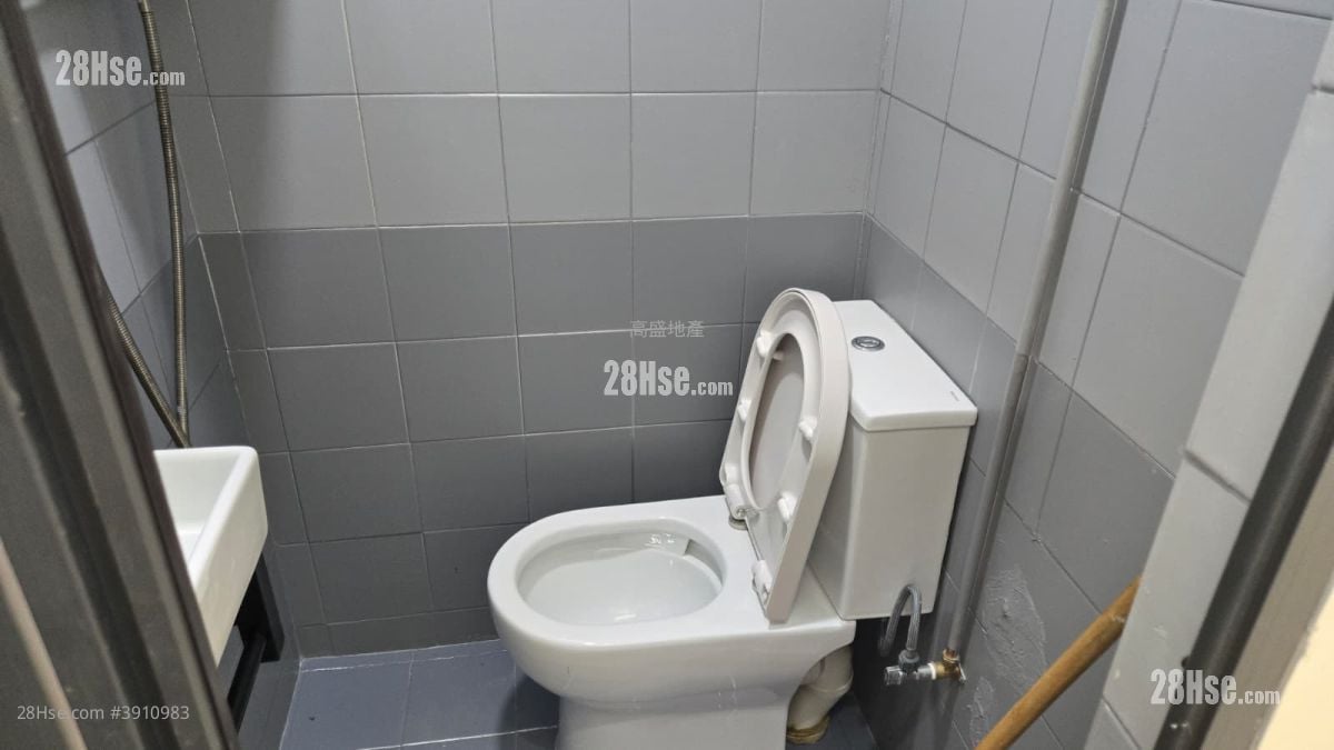 Tak Wong Building #3910983 Rental Property Detail Page - Widok 2