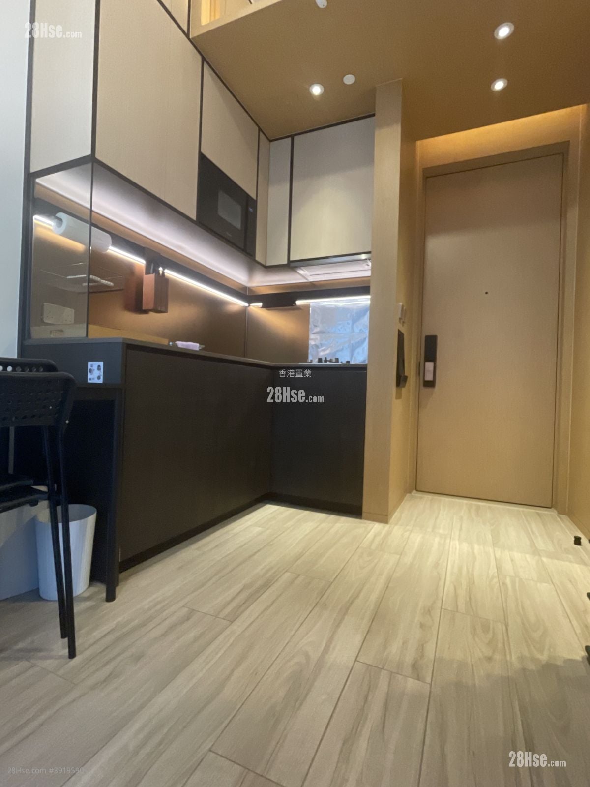 Aquila Square Mile #3919590 Rental Property Detail Page - Widok 3