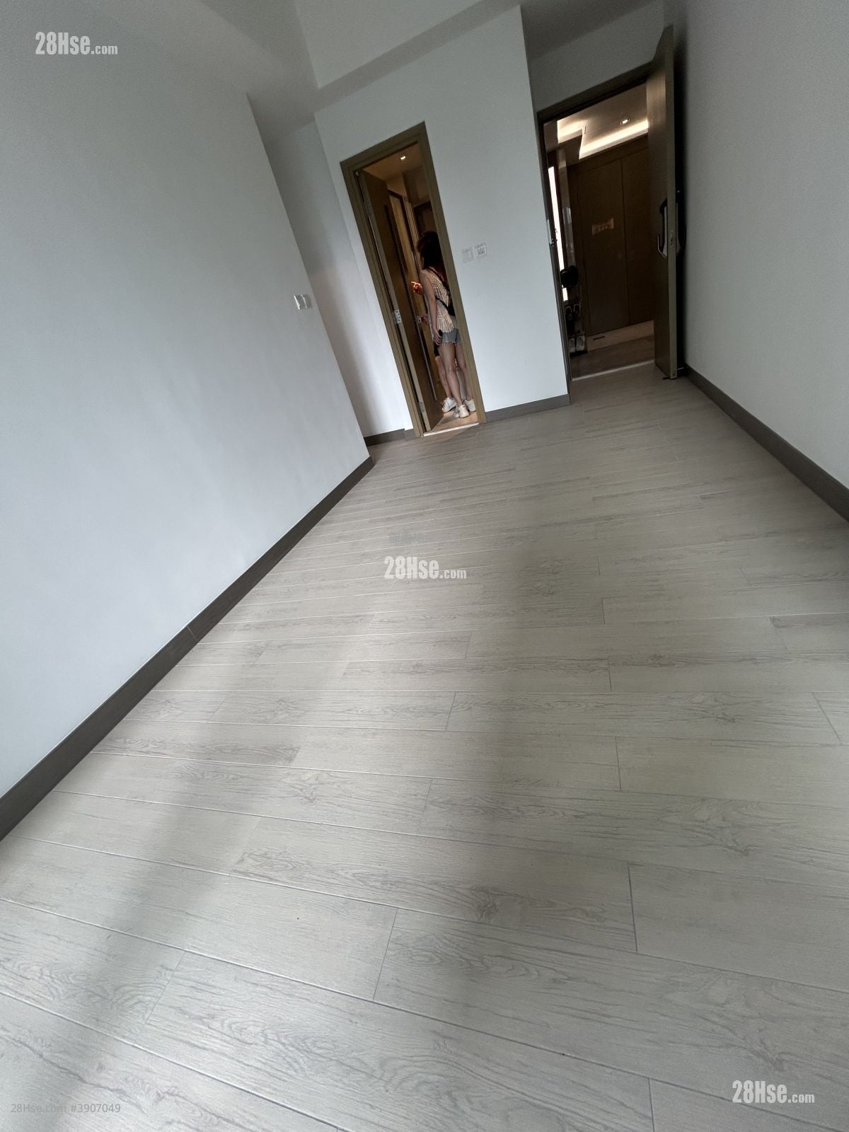 L Living 23 #3907049 Rental Property Detail Page - Ansicht 3