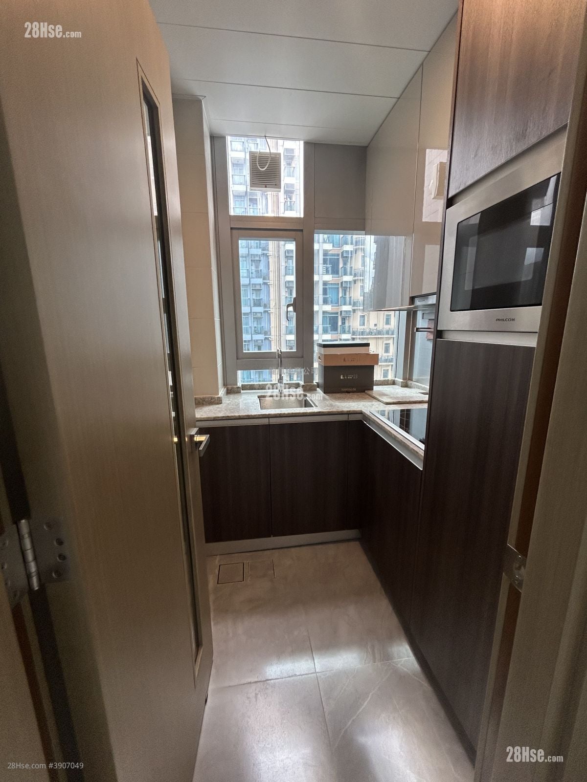 L Living 23 #3907049 Rental Property Detail Page - Ansicht 4