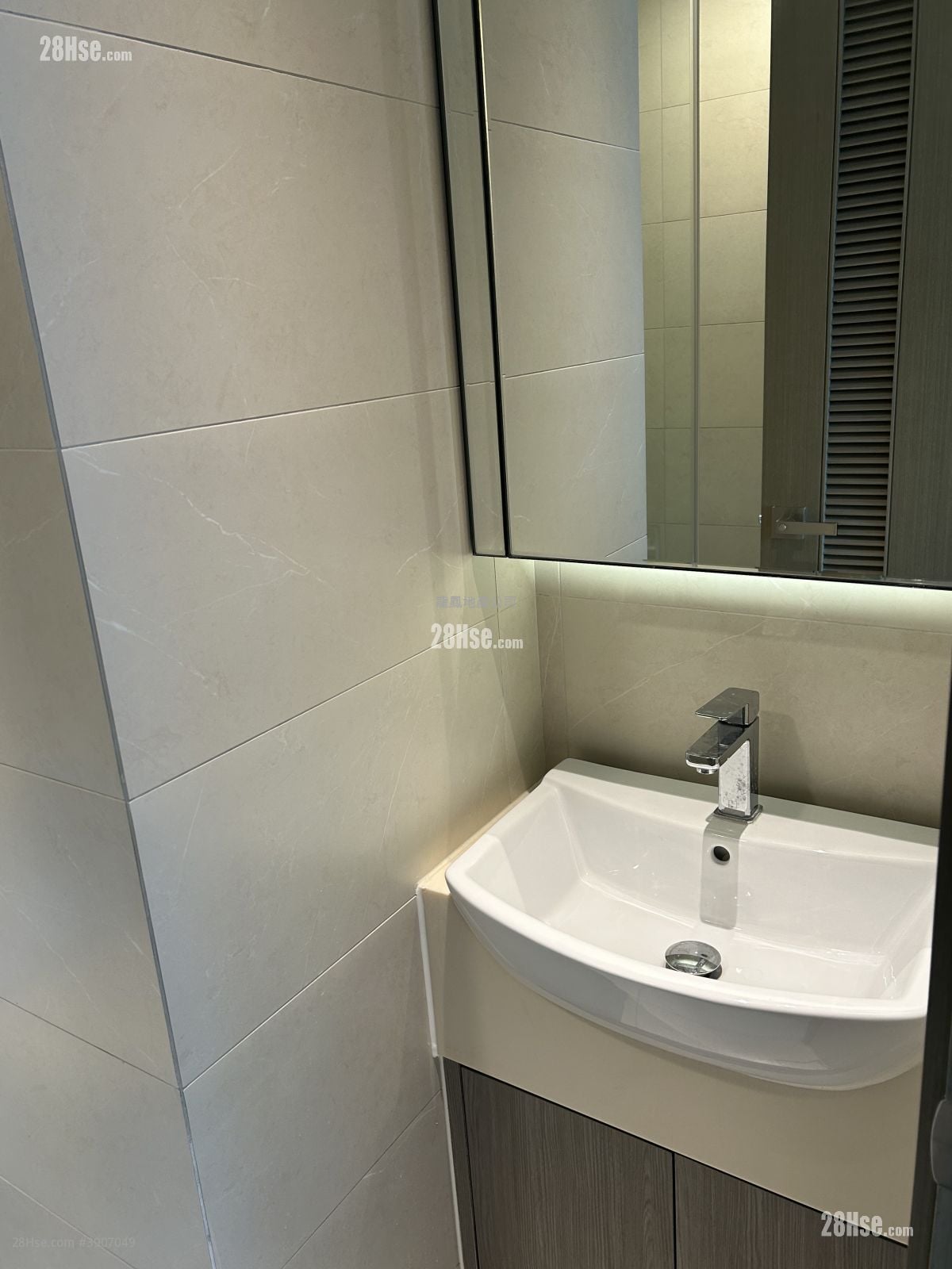 L Living 23 #3907049 Rental Property Detail Page - Ansicht 6